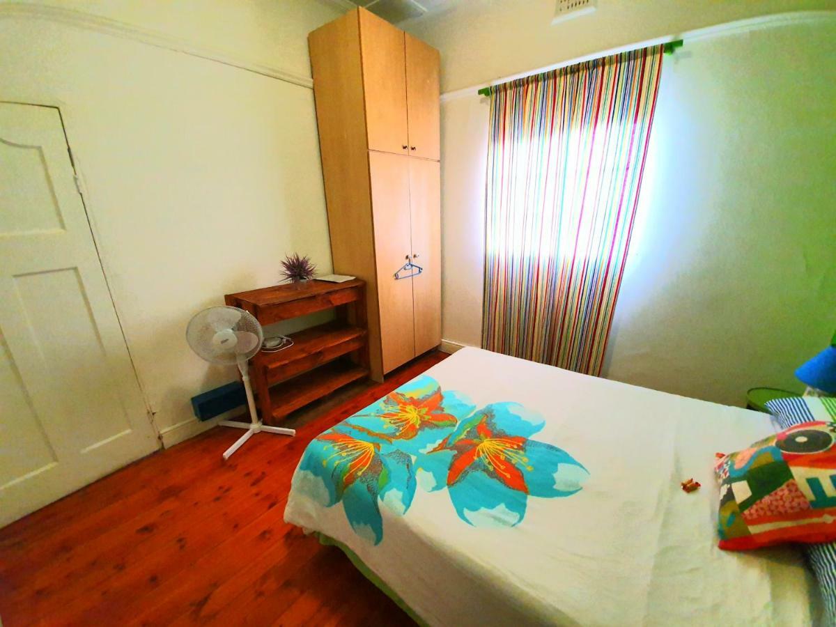 Happy Home - Woodstock Cape Town Eksteriør bilde